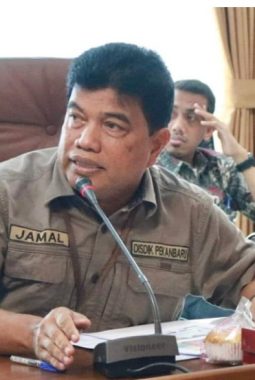 Pemko Pekanbaru, Akan Berikan Bantuan Seragam dan Peralatan Sekolah, Untuk Peserta Didik Baru SDN dan SMPN 