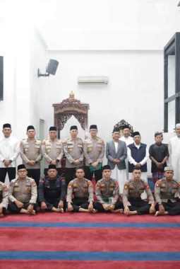 Polda Riau, Gelar Program Sholat Subuh Keliling, Wujud Polri Dekat dan Serap  Aspirasi Masyarakat 